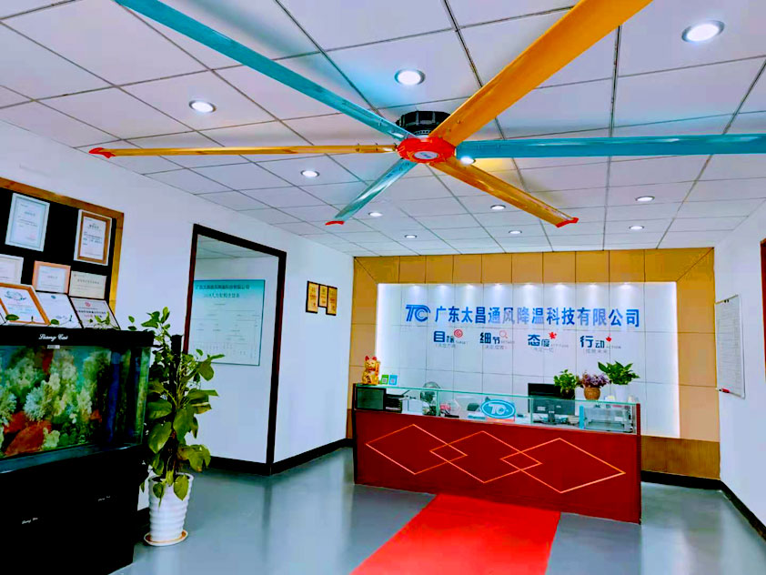 東莞環(huán)?？照{(diào) 潤東方環(huán)保空調(diào)廠家