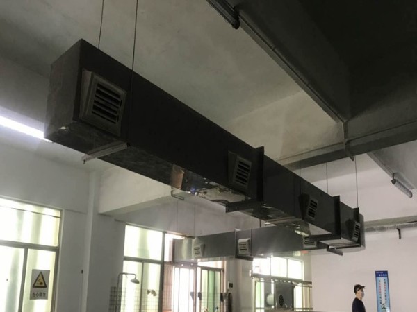 注塑車(chē)間安裝環(huán)?？照{(diào)的效果